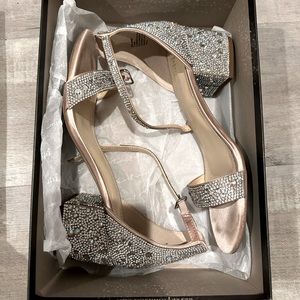 Betsy Johnson SB-Mari Block heel Champagne
